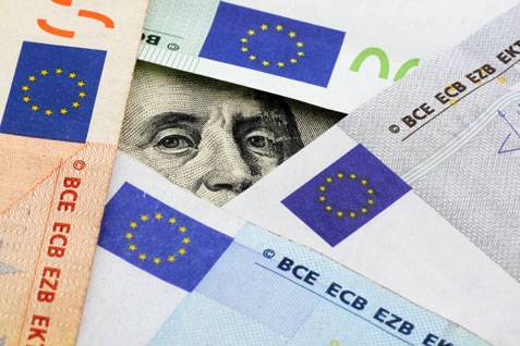 Euro backs off two-week high ahead of European major sectors data