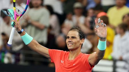 Rafael Nadal sends positive vibes in comeback match with straight-sets win over Dominic Thiem