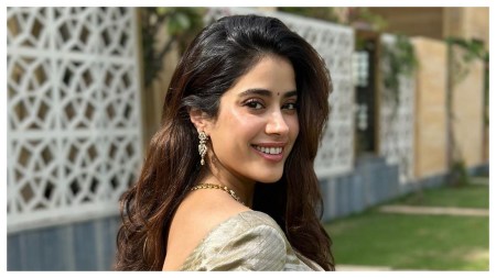 Janhvi Kapoor visits Tirupati temple with rumoured boyfriend Shikhar Pahariya. Watch