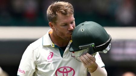 ‘It’ll be an interesting read’: David Warner promises his autobiography will raise eyebrows