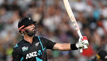 Cricket: Daryl Mitchell, Tim Southee see Blackcaps overpower Pakistan in Twenty20 series opener