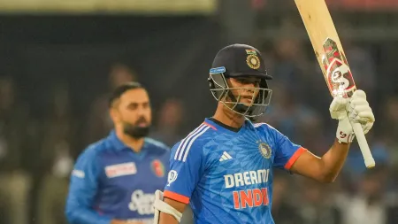 ‘Bindaas khel’: Yashasvi Jaiswal reveals Rohit Sharma’s advice before taking strike in Indore T20I