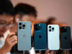 Apple Overtakes Samsung As World's Top Phone Maker In 2023