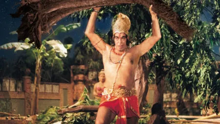 Prem Sagar says Dara Singh who played Hanuman in Ramayan had special stool for his tail, would not eat anything for nine hours due to makeup