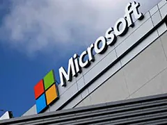 Microsoft Says Russian Hackers Stole Senior Executives' Emails