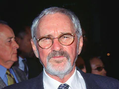 Norman Jewison, Director Of 'In The Heat Of The Night', Dies At 97