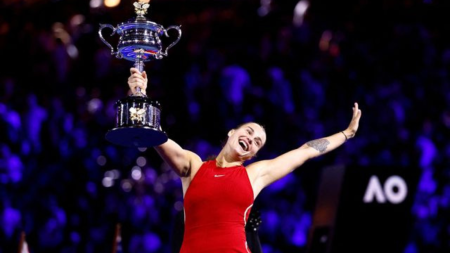 How Aryna Sabalenka powered her way past Zheng Qinwen to defend Australian Open crown