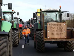 French Farmers Vow Paris 'Siege' In Pay, Conditions Battle