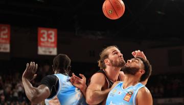 Basketball: NZ Breakers coach Mody Maor refrains from blaming referees after lopsided foul count in crucial ANBL defeat