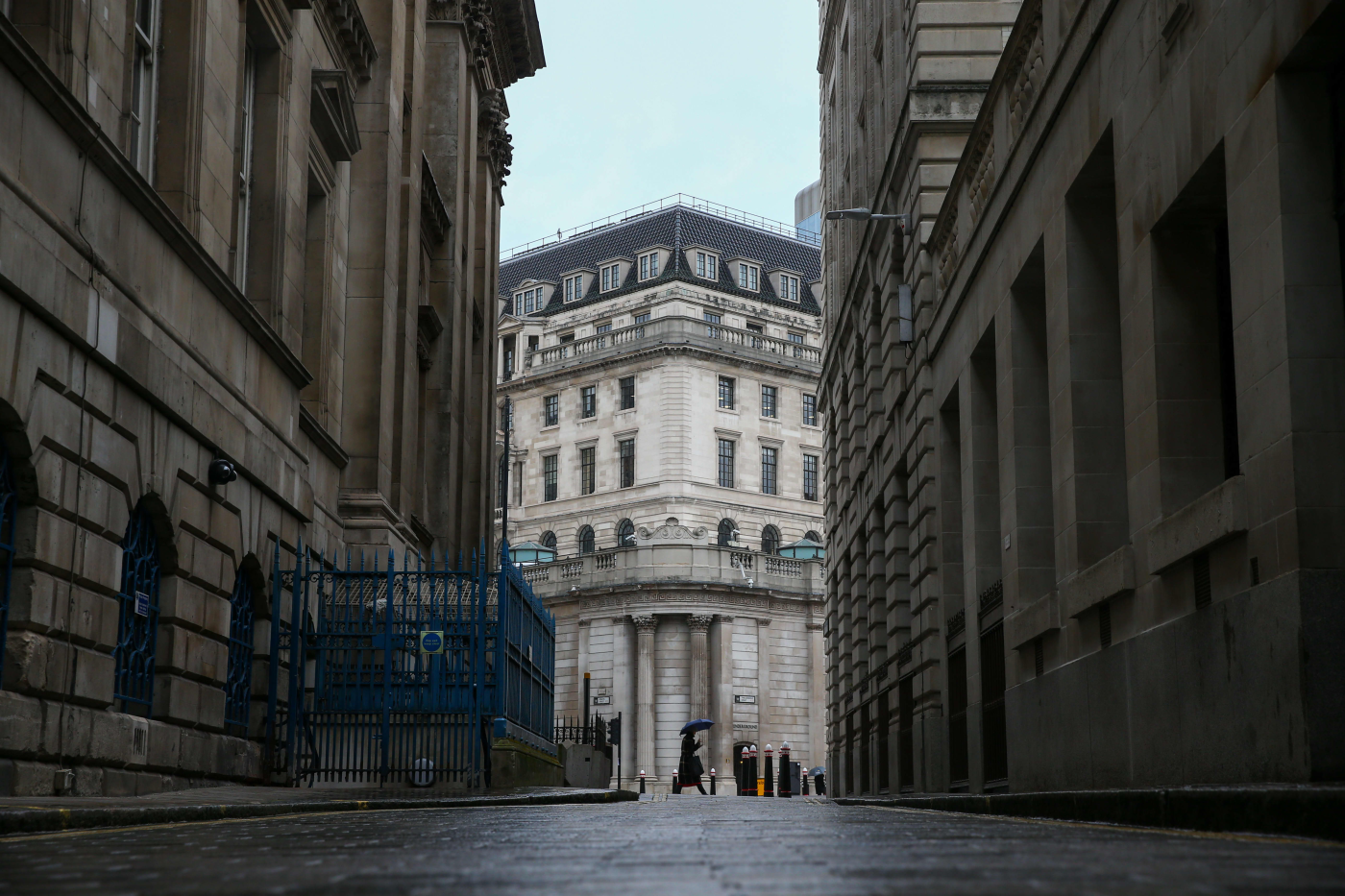 Divided Bank of England leaves policy unchanged, says interest rates are 'under review'