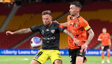 Football: Wellington Phoenix forced to settle for A-League draw after Brisbane Roar injury time equalizer