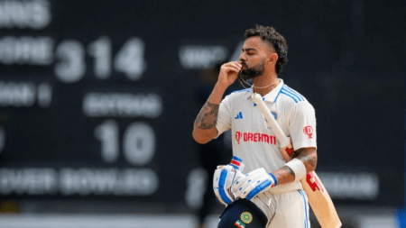 Virat Kohli expecting the birth of his second child, confirms AB de Villiers