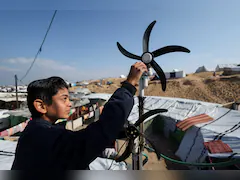 Teen "Newton Of Gaza" Creates System To Light Up Family Tent