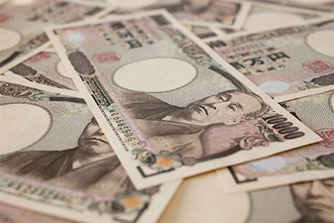 Yen sharpens decline to three-month trough on BOJ remarks