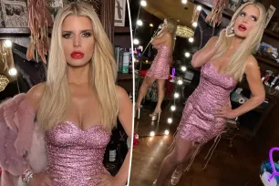 Jessica Simpson sparkles in laced-up-to-there pink dress for Valentine’s Day