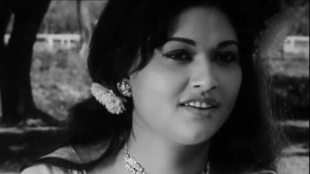 Veteran Bengali actor Anjana Bhowmick passes away at 79