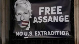 Wikileaks founder Julian Assange: Will he be extradited? 