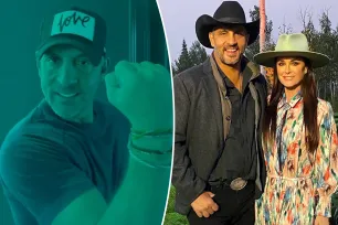 Mauricio Umansky fires back at fans ‘speculating’ about Kyle Richards split: ‘Get your s–t and and go’