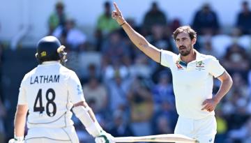 Cricket: Australia take complete control of first test against Blackcaps, despite Glenn Phillips counter-attack