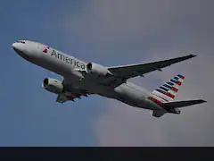 US Woman Dies After Falling Ill On American Airlines Flight