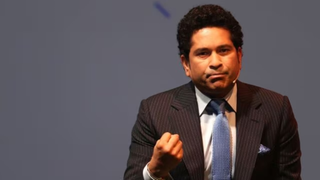 Sachin Tendulkar helps in treatment of babies born with deformities