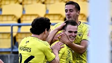 Football: Ben Old fires Wellington Phoenix past Adelaide United, clear at top of men's A-League