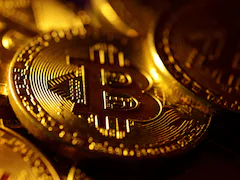 Gold, Bitcoin Hit Lifetime High But Stock Markets Fall