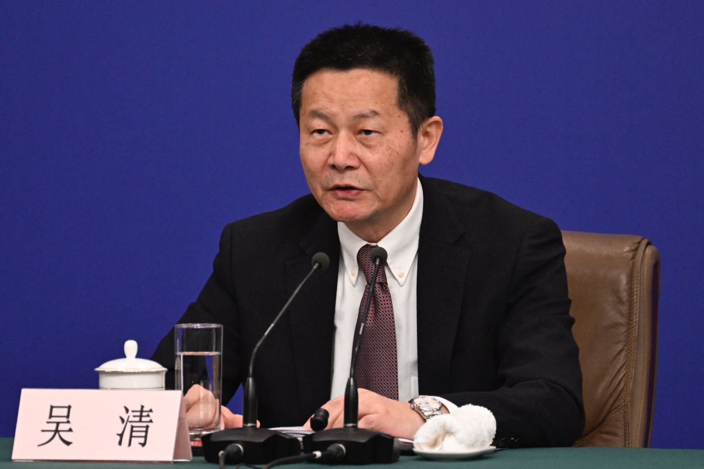 China's top securities regulator vows to 'strictly' crack down on market manipulators