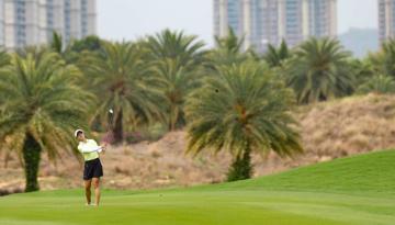 Golf: Kiwi Lydia Ko lurks near top of leaderboard midway through Blue Bay LPGA in China