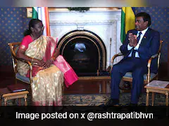 President Murmu Meets Mauritian Counterpart, Gifts Him RuPay Card