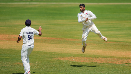 Ranji Trophy final: Karun Nair fights bravely but Musheer Khan puts Mumbai in total control