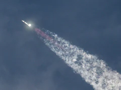 SpaceX's Starship Mega-Rocket "Lost" During Atmospheric Re-Entry