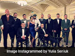 Ukrainian Porn Actress Poses With Injured Soldiers In Elegant Calendar For Cause