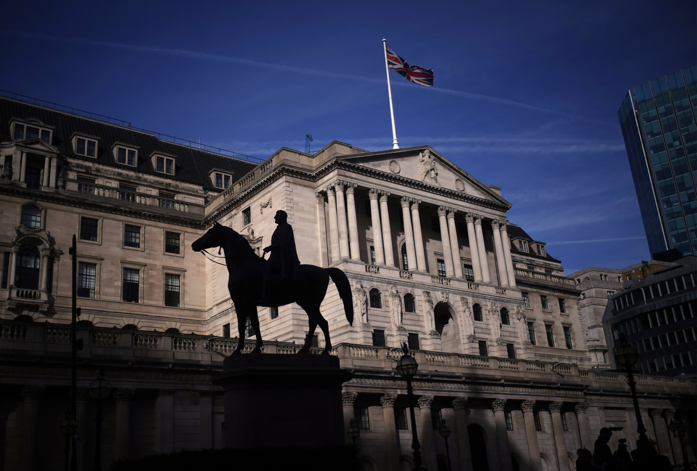 Bank of England set to hold rates, but falling inflation brings cuts into view