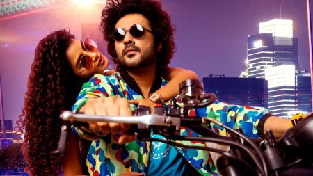 Tillu Square movie review: Siddhu Jonnalagadda, Anupama Parameshwaran shine in this laugh riot