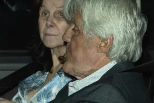 Jay Leno and wife Mavis enjoy date night at comedy club as she struggles with dementia