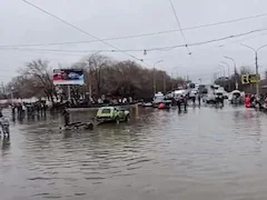 Water Level In Russia's Orsk "Critical", More Floods Likely After Dam Burst