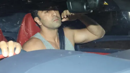 Upset Ranbir Kapoor gestures to show his annoyance as paparazzi surround his car: ‘What time is it?’