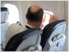 Video: United Airlines Pilot Caught Repairing Plane's Window Moments Before Takeoff