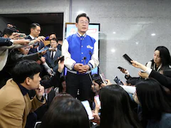 South Korea's Liberal Opposition Wins Landslide Parliamentary Vote