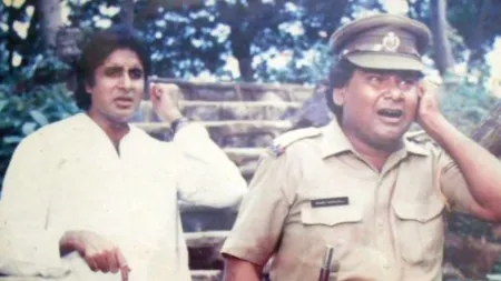 Satish Kaushik worked at textile mill for Rs 400, moved to a PG opposite Amitabh Bachchan’s bungalow after argument with relatives