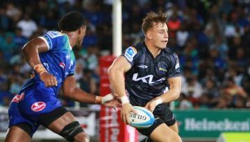 Super Rugby Pacific: Hurricanes extend unbeaten record to eight games with win over Fijian Drua at Suva