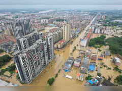 China's Highest-Level Rainstorm Warning As More Than 100,000 Evacuated After Deadly Floods