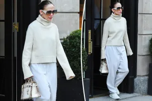 Jennifer Lopez pairs sweatpants and sneakers with $500K Birkin bag