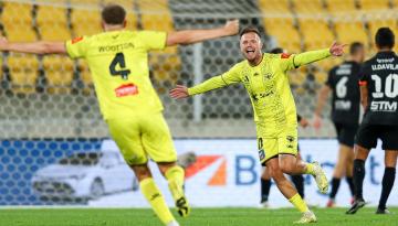 Football: Wellington Phoenix celebrate record-breaking A-League season amid 'weird' wait for premiership fate