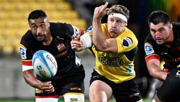 Live updates: Super Rugby Pacific - ACT Brumbies v Hurricanes at Canberra's GIO Stadium