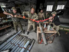 Ukrainian "Grandpa" Heads Artillery Unit Of Elderlies To Fight Russia