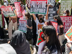 Gaza Protesters Defy Columbia University's Deadline To Leave Campus