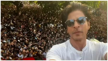 Sea of fans gathered to wish Shah Rukh Khan on his birthday in Berlin left the crew stunned: ‘Not seen such a crowd, even for Brad Pitt,’ reveals Alyy Khan