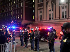 Police Arrest Protesters, Clear Occupied Building At Columbia University